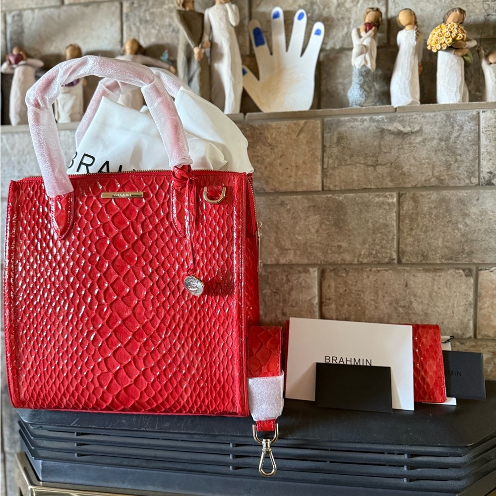 NWT Brahmin Candy Apple All Over Snake Caroline Tote and Wallet SET - Picture 8 of 9